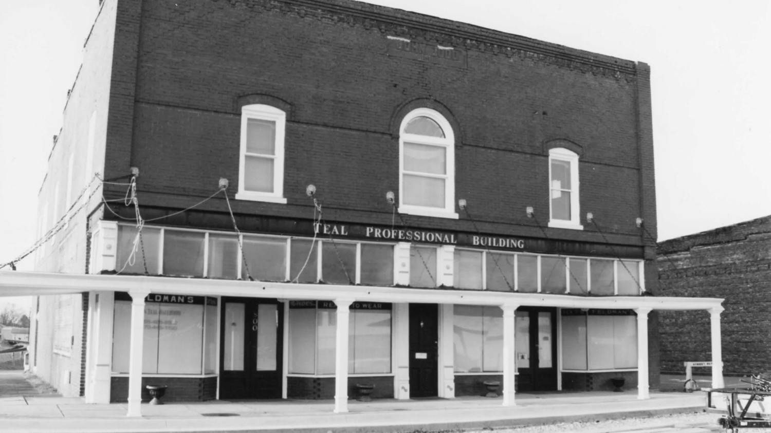 Haleyville, Alabama Floor Store